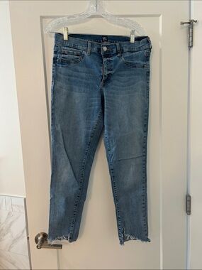 GAP Medium Blue Cropped Raw-Hem Skinny Jeans